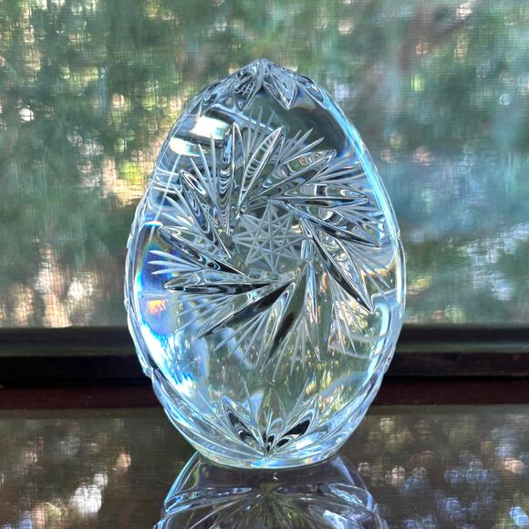 Vintage Polish 24% Lead Crystal Cut Glass Egg Paperweight 4.25 - Picture 3 of 12